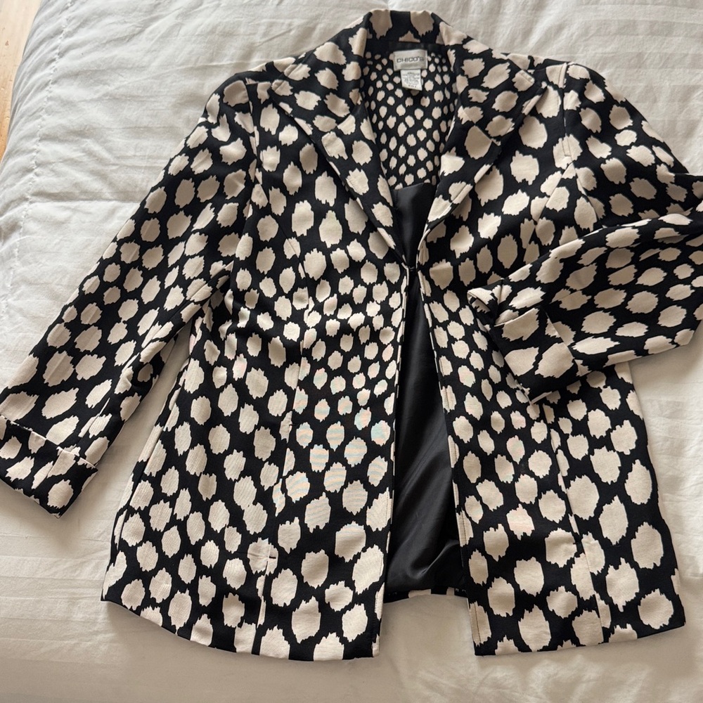 Chico's Black and White Polka Dot Blazer size 0